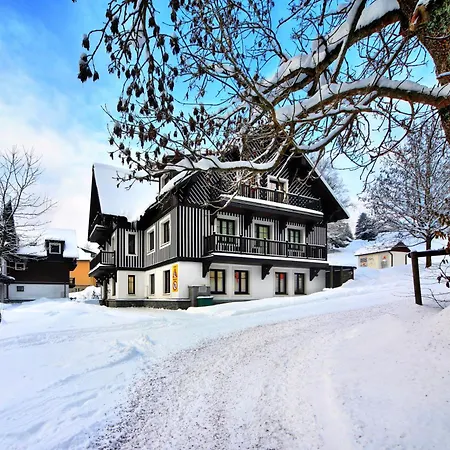 Apartman Hradecanka *