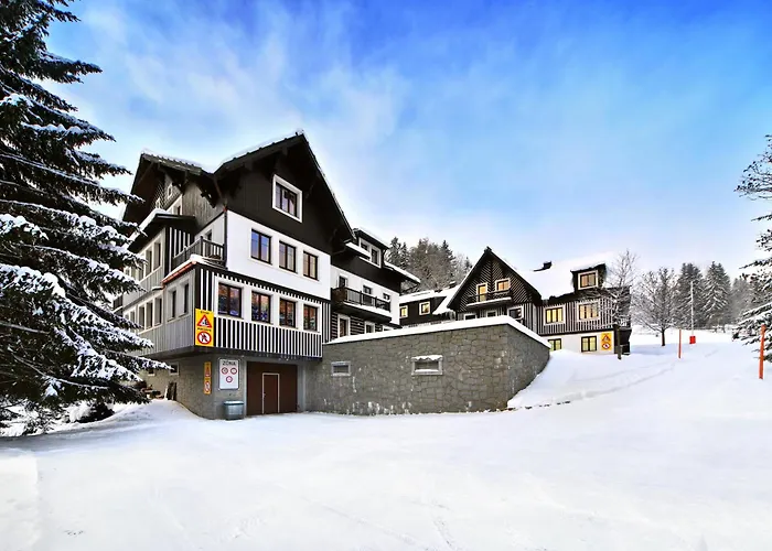 Hradecanka Апартаменти *